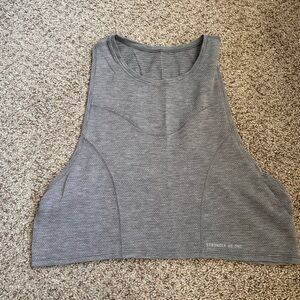 Lululemon Muscle Tank Cropped *Barrys Limited Edition